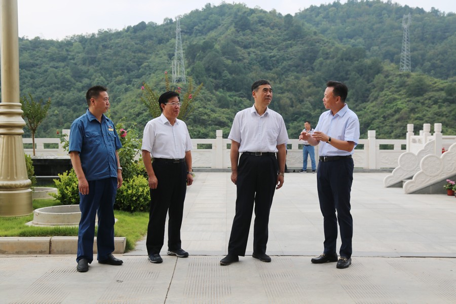24-2018年8月，全省綠色礦山建設(shè)現(xiàn)場會在金徽股份召開，時任副省長李斌出席會議并做重要講話。.jpg