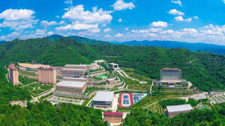胡昌升在隴南市調(diào)研時(shí)強(qiáng)調(diào)：落實(shí)責(zé)任確保群眾安全度汛 守牢底線(xiàn)鞏固脫貧攻堅(jiān)成果
